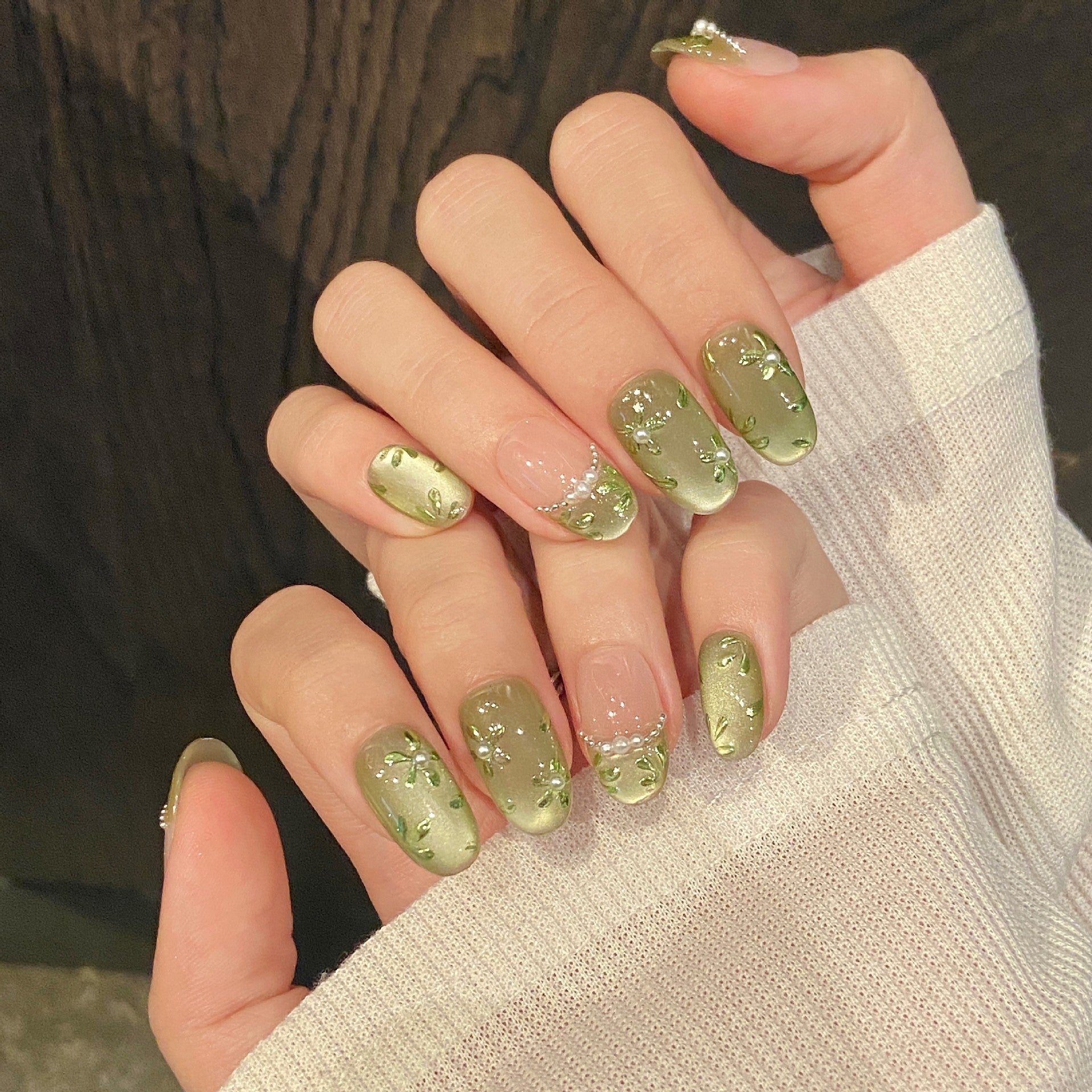 Set Of 10 Artificial Reusable Nail Extension- Green
