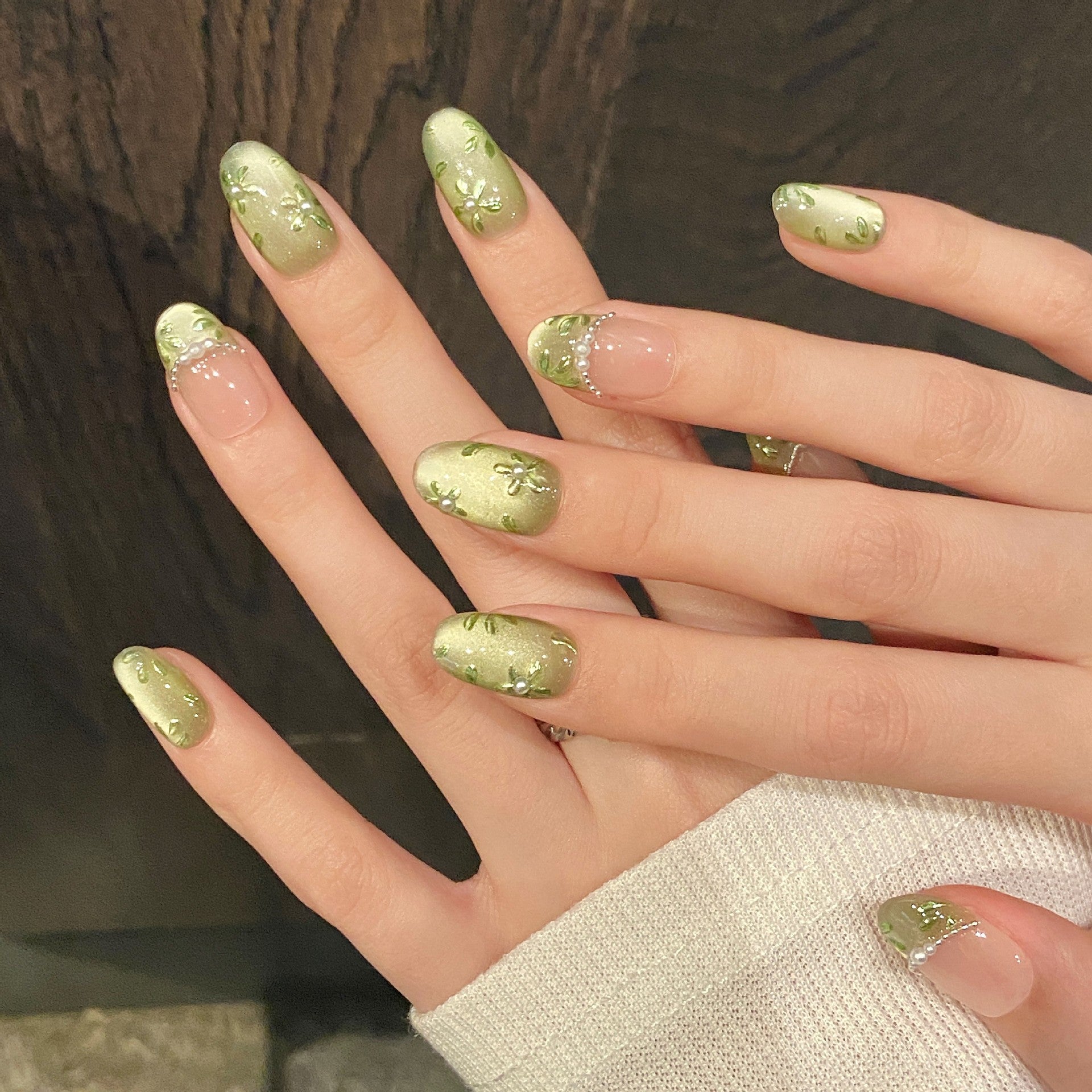 Set Of 10 Artificial Reusable Nail Extension- Green