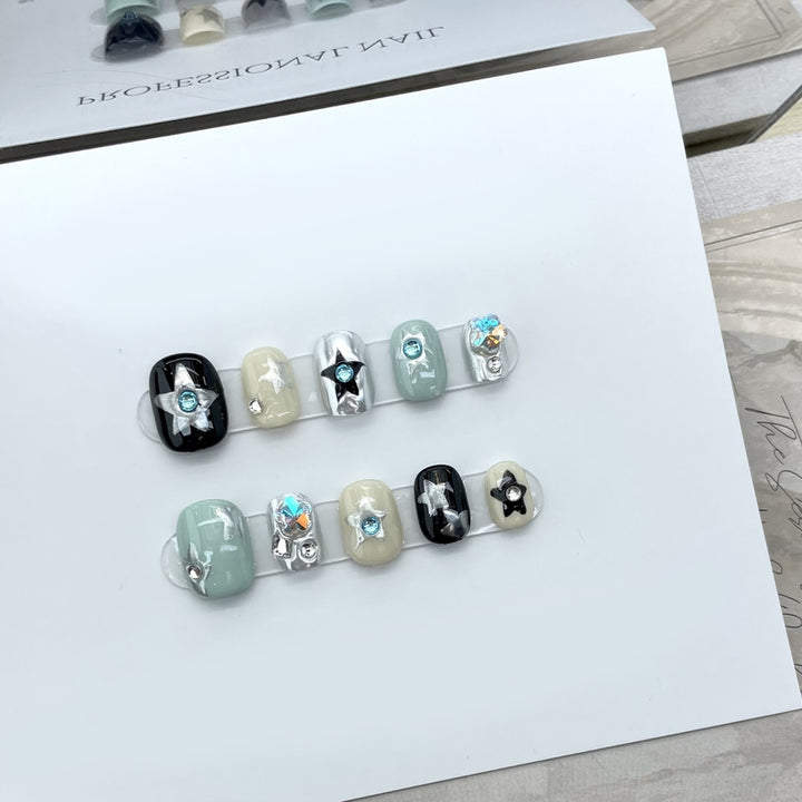 Set Of 10 Artificial Reusable Nails