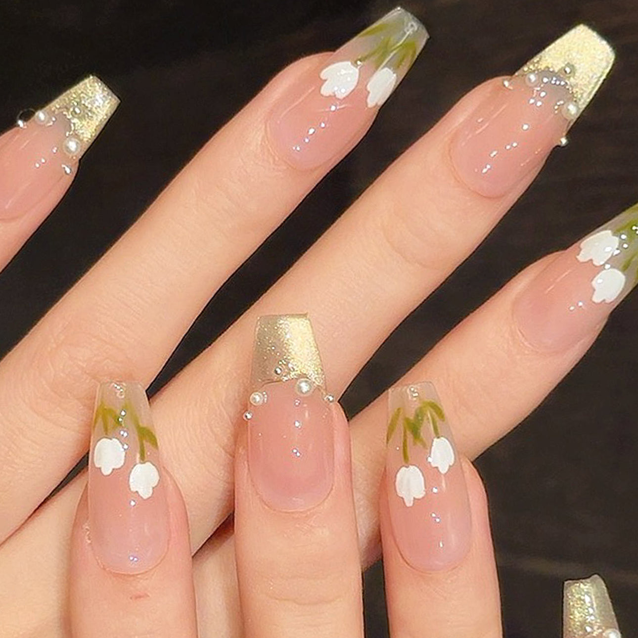 Set Of 10 Floral Nail Extension