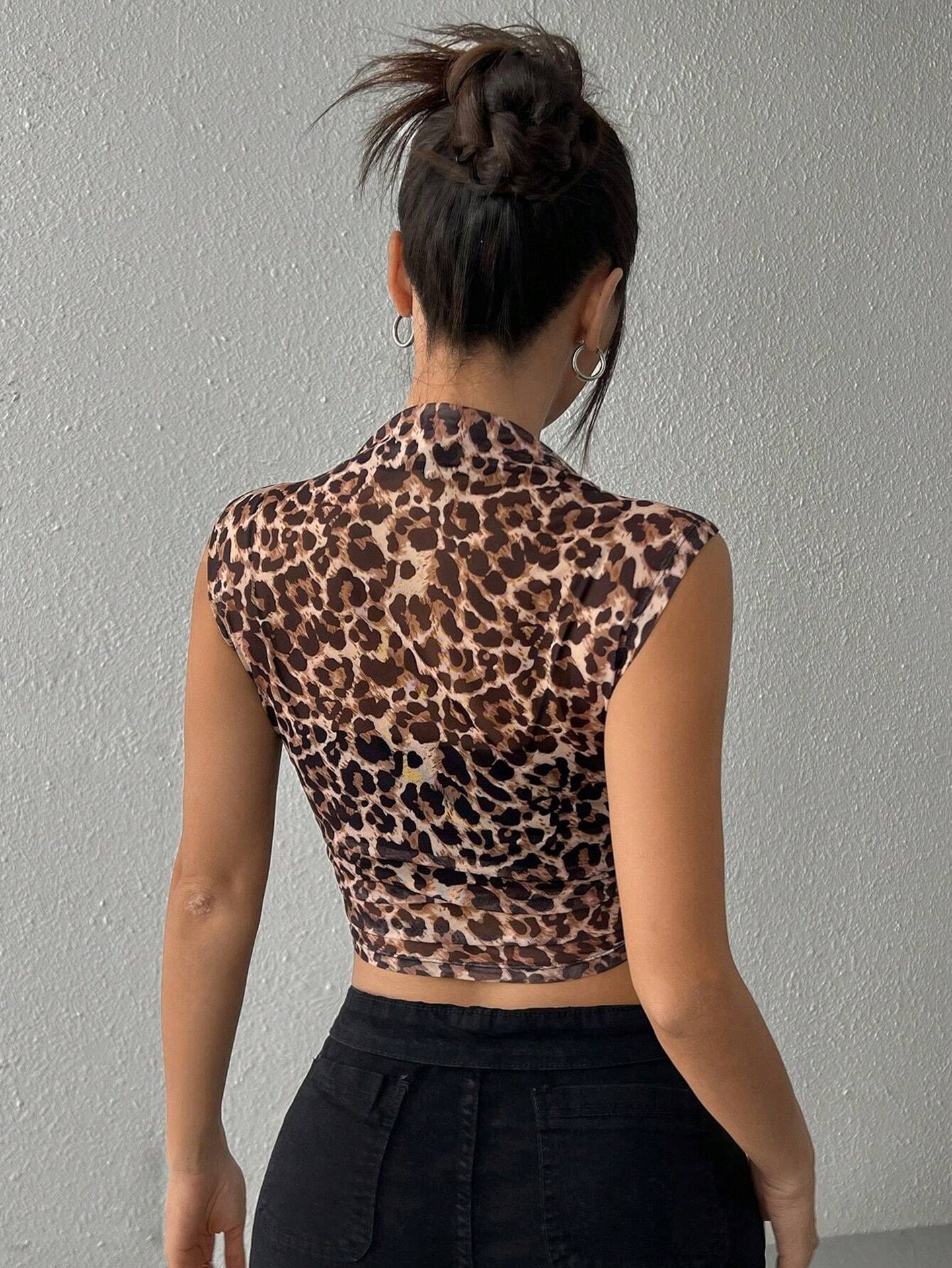 Women Print Crepe Crop Top