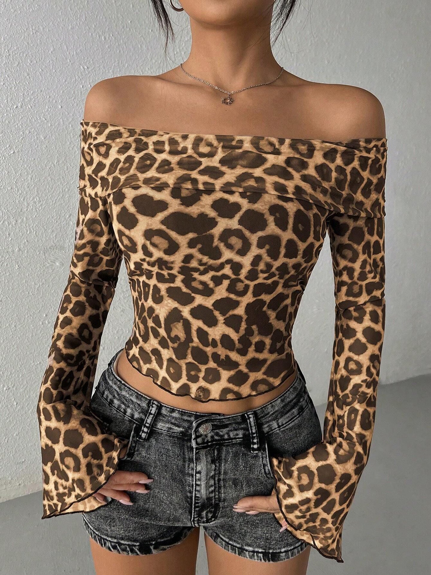 Print Off-Shoulder Bell Sleeve Georgette Fitted Crop Top