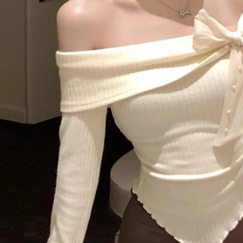 Women Off-Shoulder Extended Sleeves Applique Top